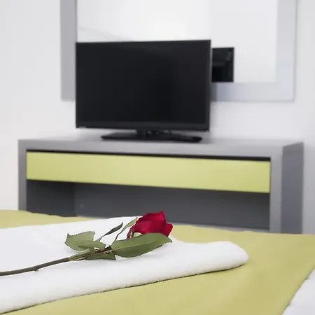 Whitehouse Apartments Apartament Makarska