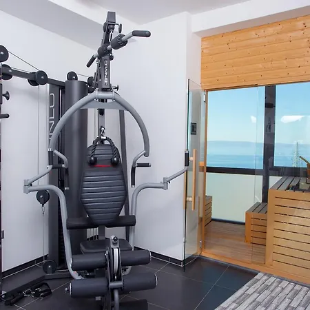 Apartament Whitehouse Apartments *