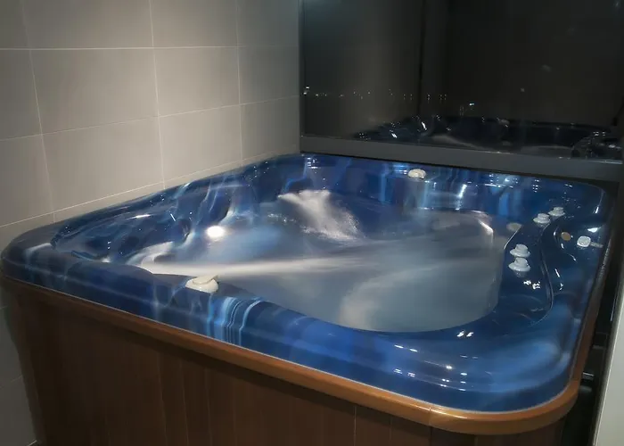 Whitehouse Apartament