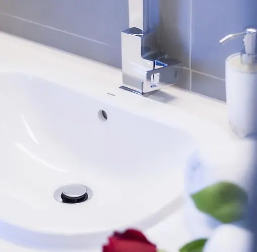 Apartament Whitehouse *