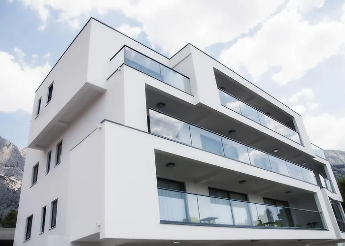 Apartmán Whitehouse *